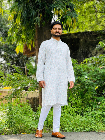 Embroidery work with Digital Print Cotton Kurta in White Color