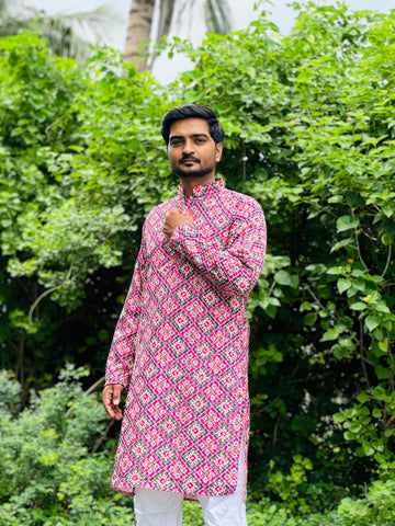 Cotton Kurta with Digital Print in Dark Pink Colour.